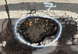 UK&#039;s Growing Pothole Crisis Spurs £500M Road Repair Boost