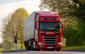 UK Faces Urgent Need for 40,000 New HGV Drivers Annually